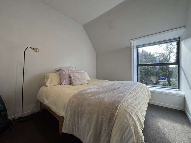 2/33 Vienna Street Waltham_4