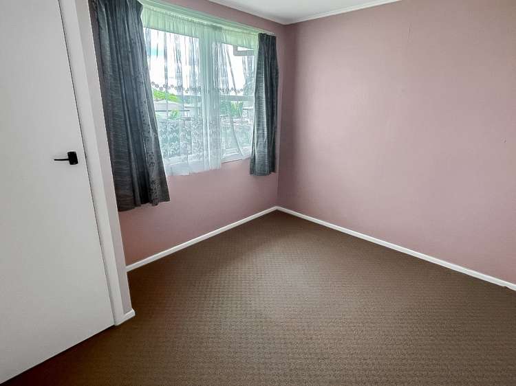 2 Pateke Place 11139_3