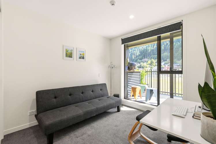 102/98 Gorge Road Queenstown_9