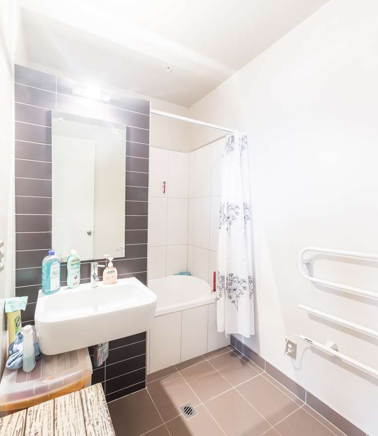 407/20 Hanson Street Mount Cook_7