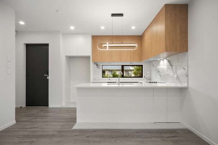 21F Hillcrest Avenue_2