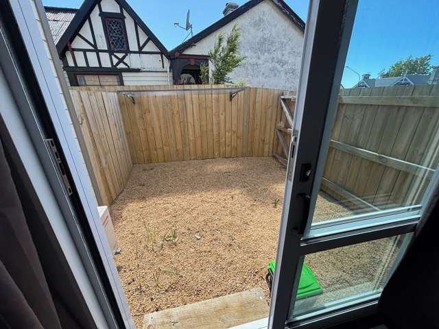 2/332 High Street Dunedin Central_4