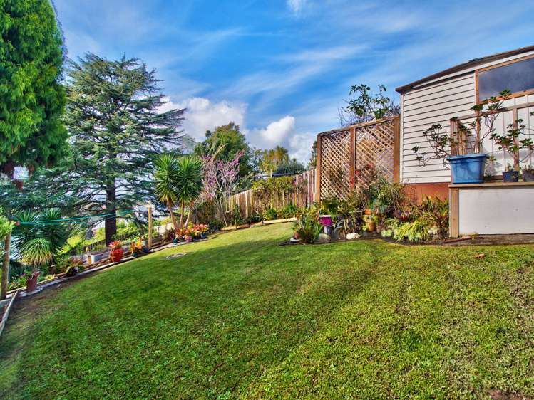 4a Roland Hill Glen Eden_9