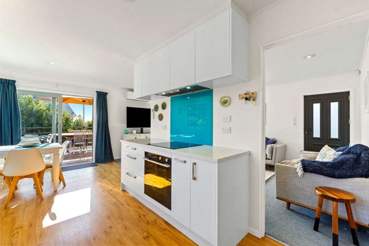 37 Gatman Street Birkdale_2