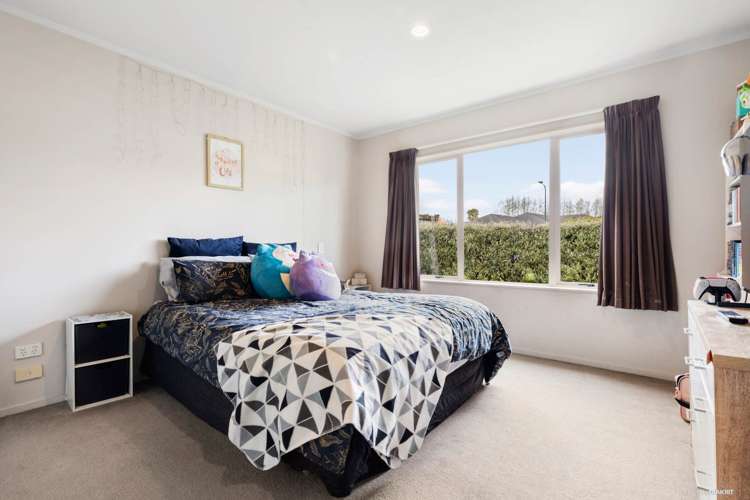 58 Lough Bourne Drive Pukekohe_9