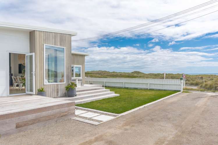 21 Ocean Beach Street Foxton Beach_8