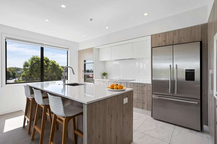 402/2A Raurenga Avenue Royal Oak_15