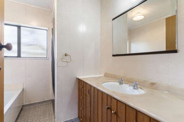 3 Deller Drive Carterton_10