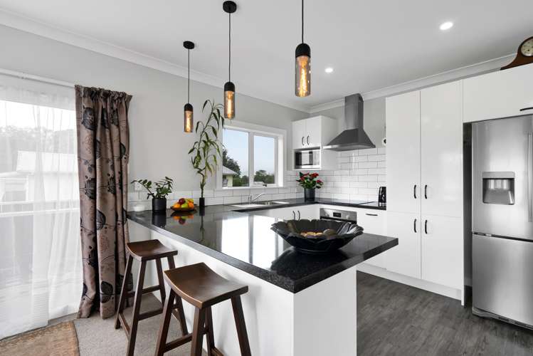 6 Whitcombe Terrace Midhirst_6