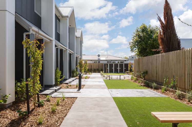  102/17 Winchester Street Merivale_15