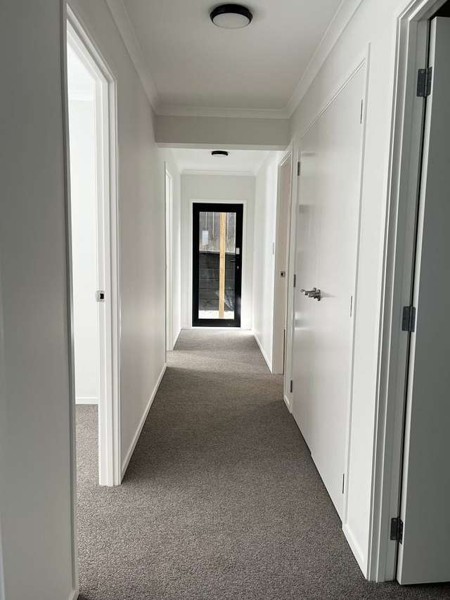 2/4 Roose Avenue Pukekohe_4