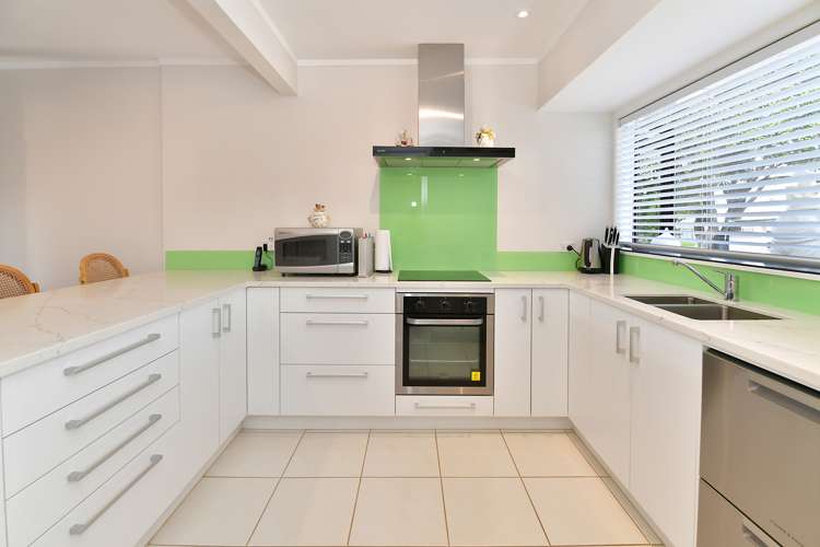 4 Centreway Road Orewa_8