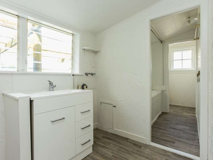 605 Oak Road Akina_11