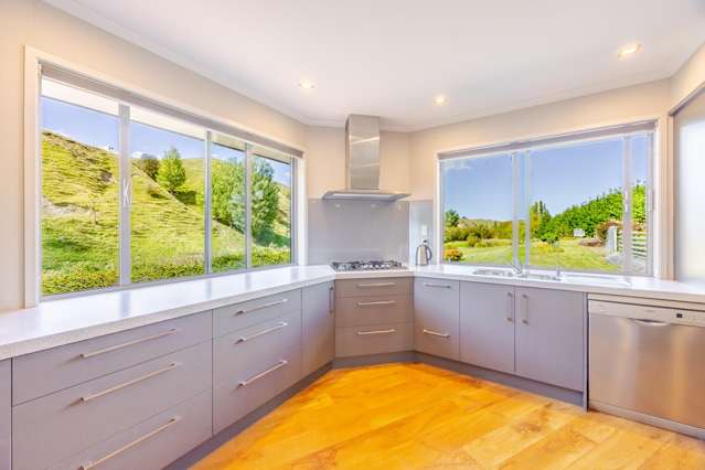 1127 Pourerere Road Omakere_4