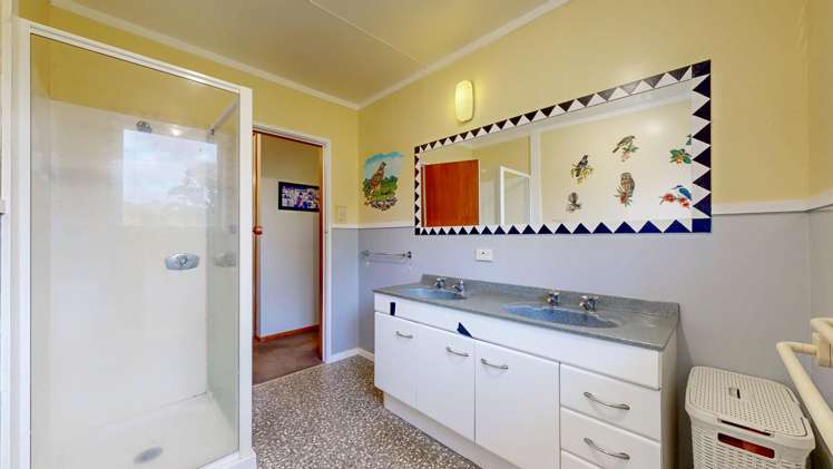 15 Mangotahi Road Thames_7