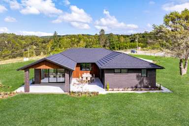 676 Millbrook Road_4