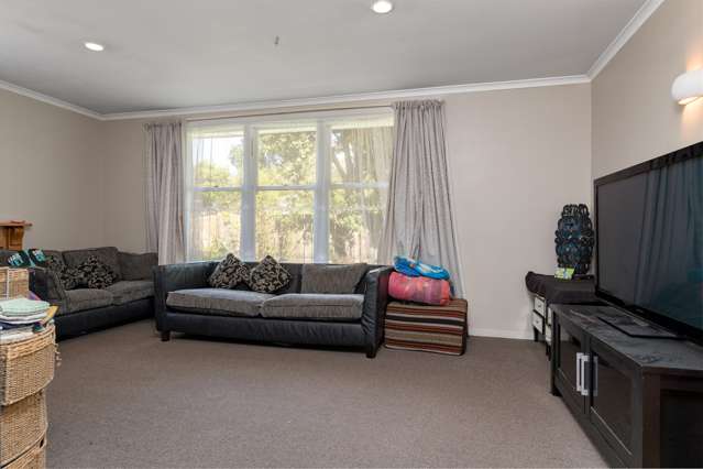 10 Te Puke Street Titahi Bay_3