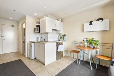 14F/18 Ronwood Avenue_4