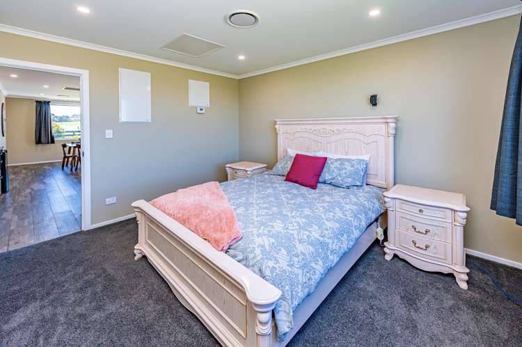 128 Seafield Road Westmere_23