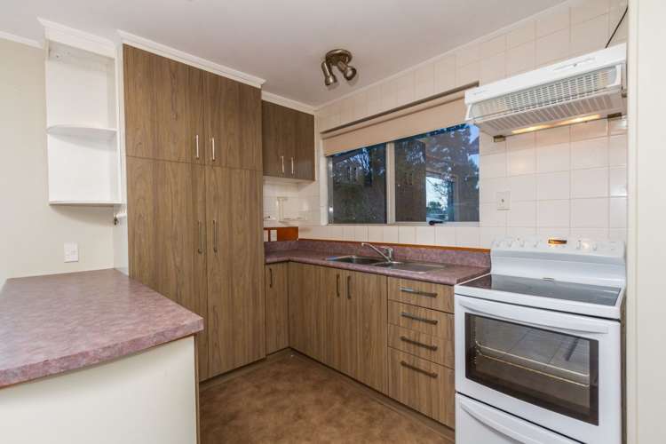 35a Roberts Road Te Atatu South_12