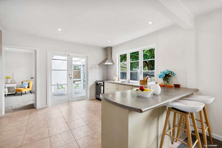 175 Portage Road New Lynn_11