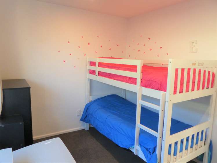 66 Woolley Street Avondale_11