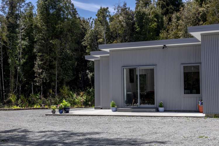 3 Sadler Place Kumara Junction_30