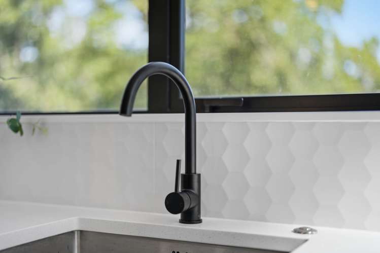 Lot 9/6&8 Embassy Place Glenfield_22