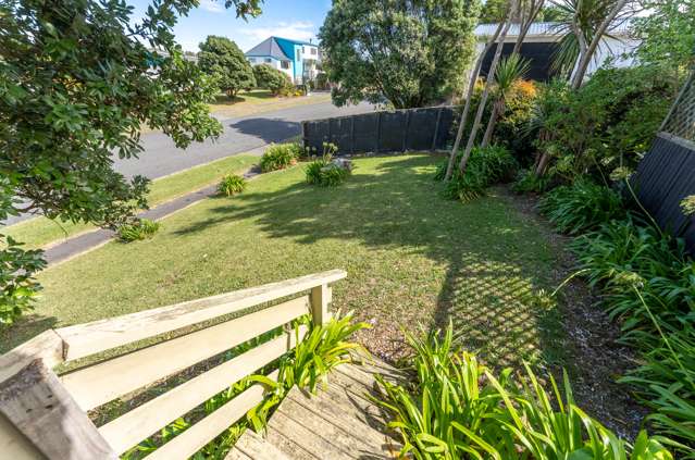 5 Oratia Street Waikanae Beach_3