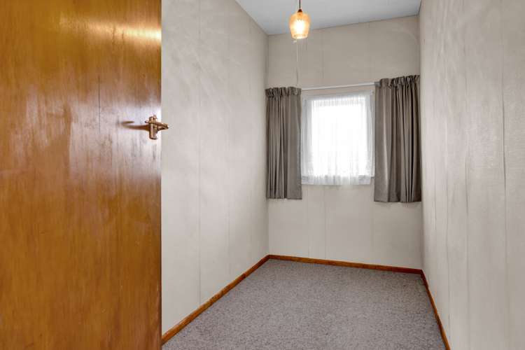 16 Layard Street Opunake_14