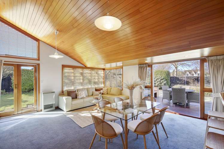 49b Regency Crescent Redwood_10