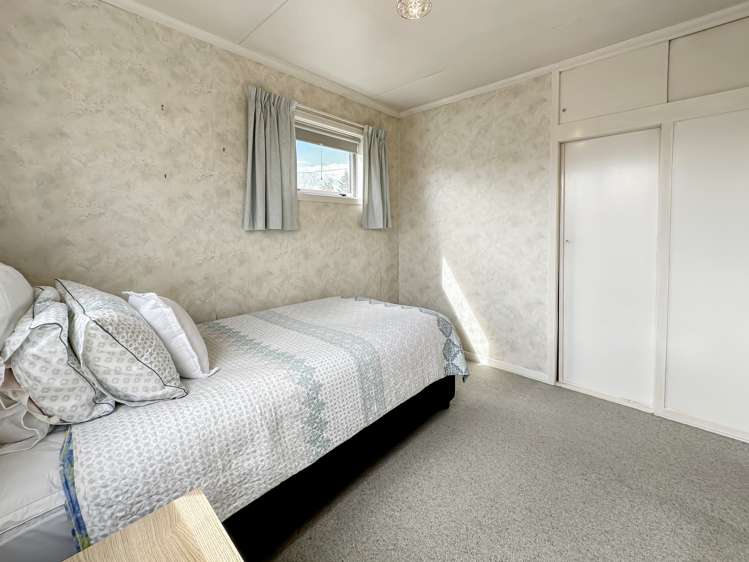 9 Maryburn Road Twizel_13