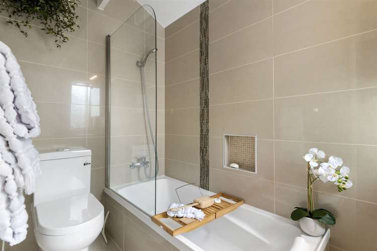 2/1 Mulberry Place Glenfield_16