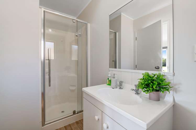 14 Greta Place Stanmore Bay_8