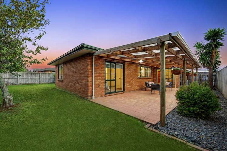 42 Farmdale Court Flat Bush_14