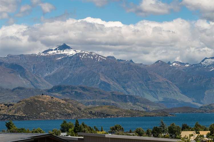 7 Mcneil Crescent Wanaka_5