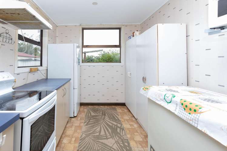 80 Main Road Harihari_7