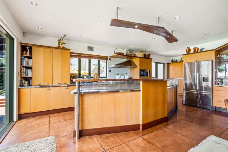 572 Rockell Road Whananaki_18