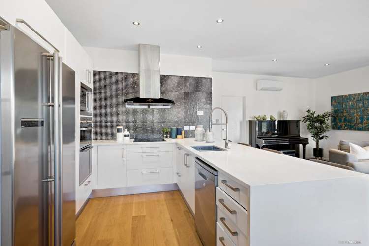 11 Akarana Avenue Mount Roskill_3