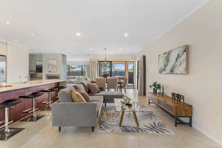 4 Lieshout Way Pukekohe_43