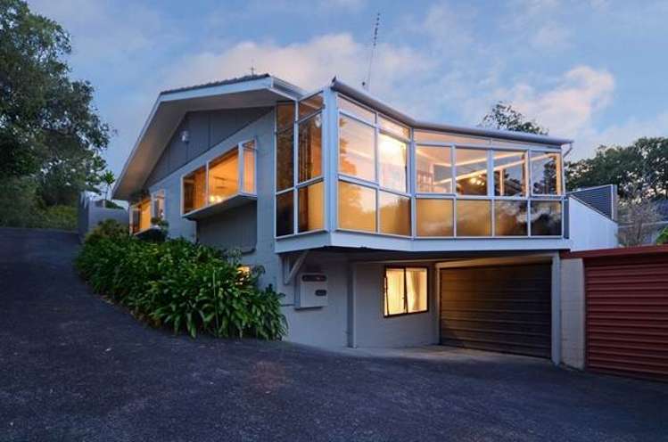 1/3 Mahuta Grove Northcote_0