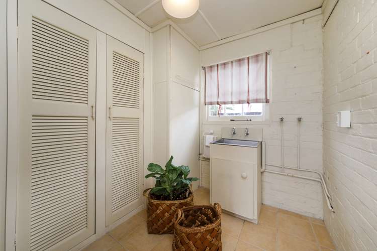 19 Annandale Avenue Takaro_10