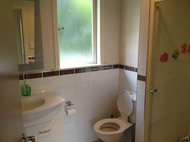 70 Dale Crescent Pakuranga_6