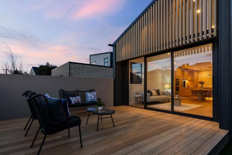 48 Andover Street Merivale_13