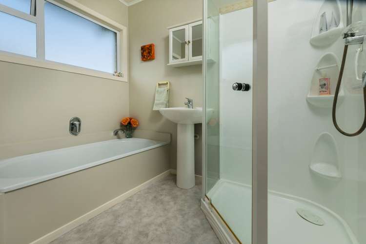 26 Lyndhurst Road Te Atatu South_17