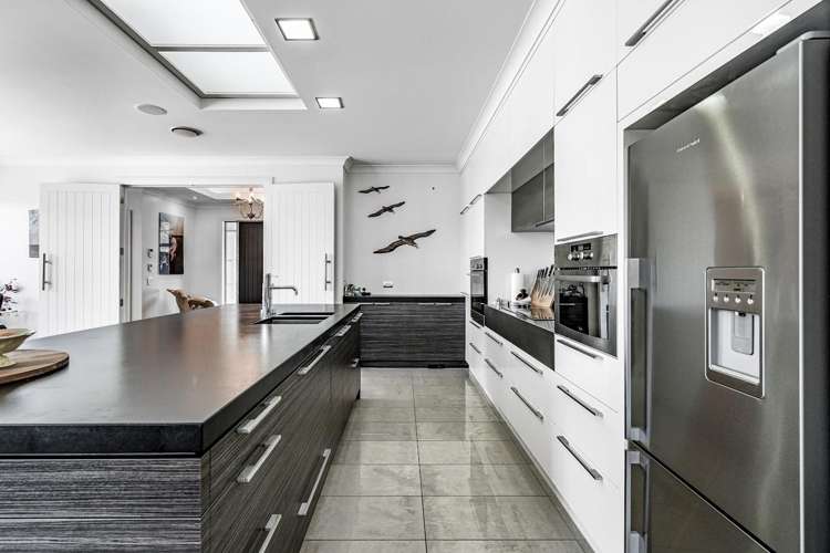 20 Ruru Avenue Otatara_12