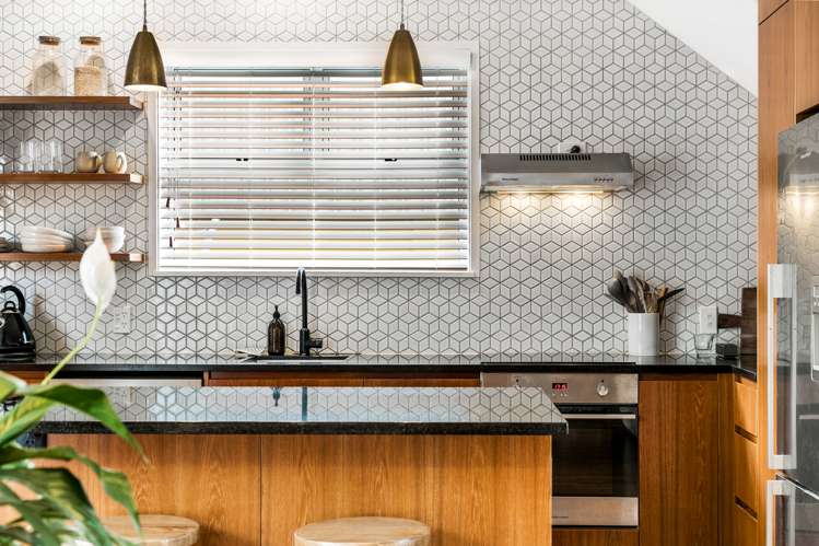 1092 Great North Road Point Chevalier_4