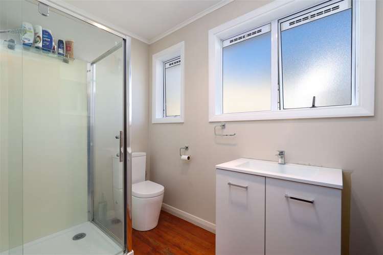 8 Cohen Place Annesbrook_13