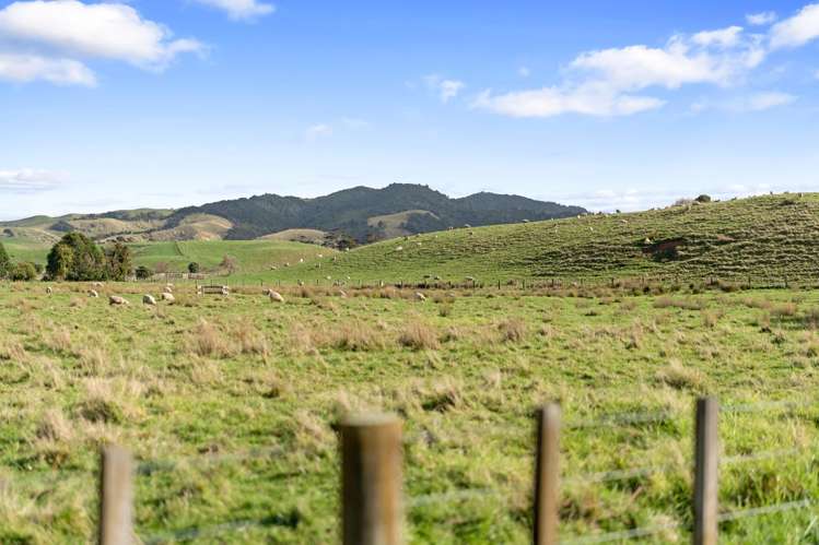 2 Bays Road Orere Point_14