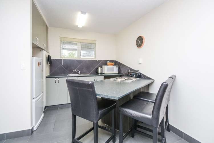 11/32 Blockhouse Bay Road Avondale_6